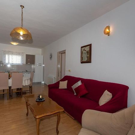 Apartments Tolic Biograd Na Moru Eksteriør billede