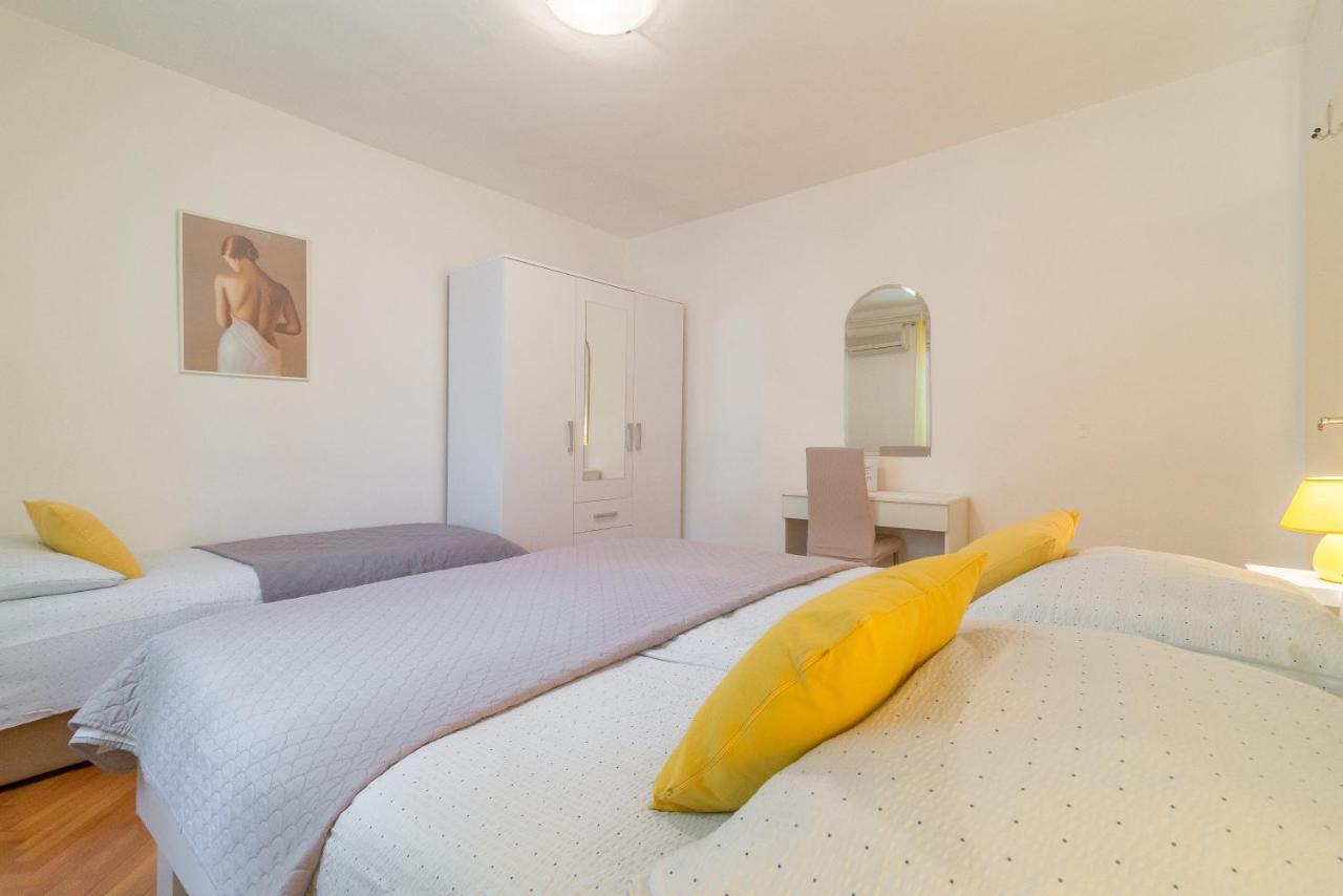 Apartments Tolic Biograd Na Moru Eksteriør billede