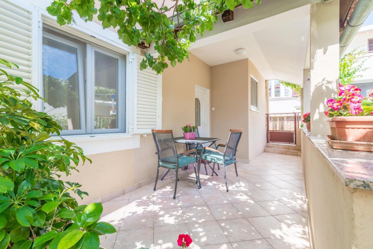 Apartments Tolic Biograd Na Moru Eksteriør billede