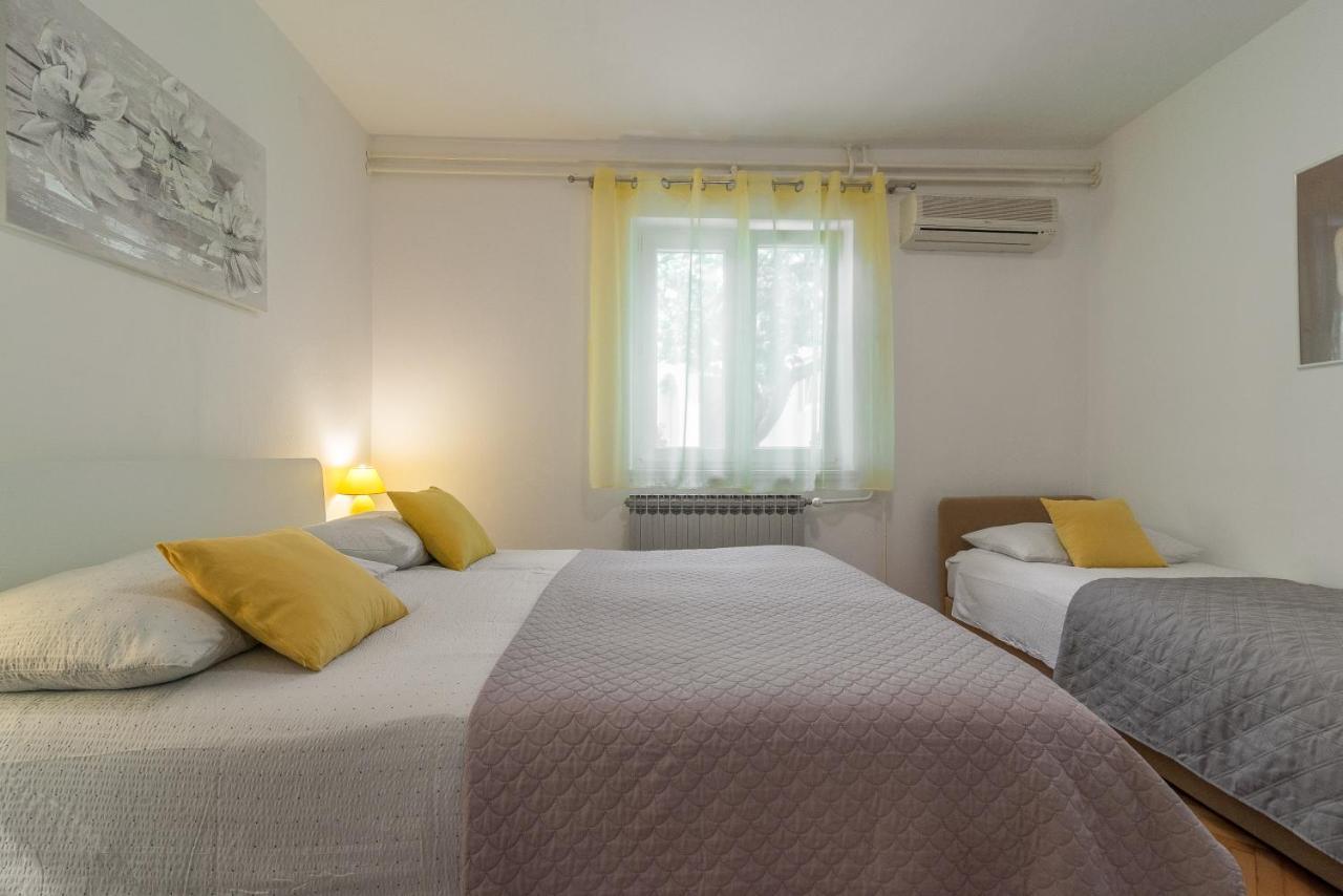 Apartments Tolic Biograd Na Moru Eksteriør billede