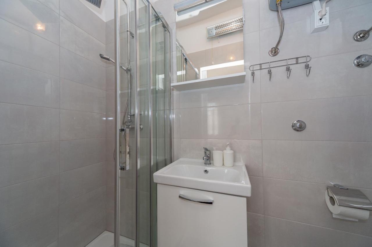 Apartments Tolic Biograd Na Moru Eksteriør billede
