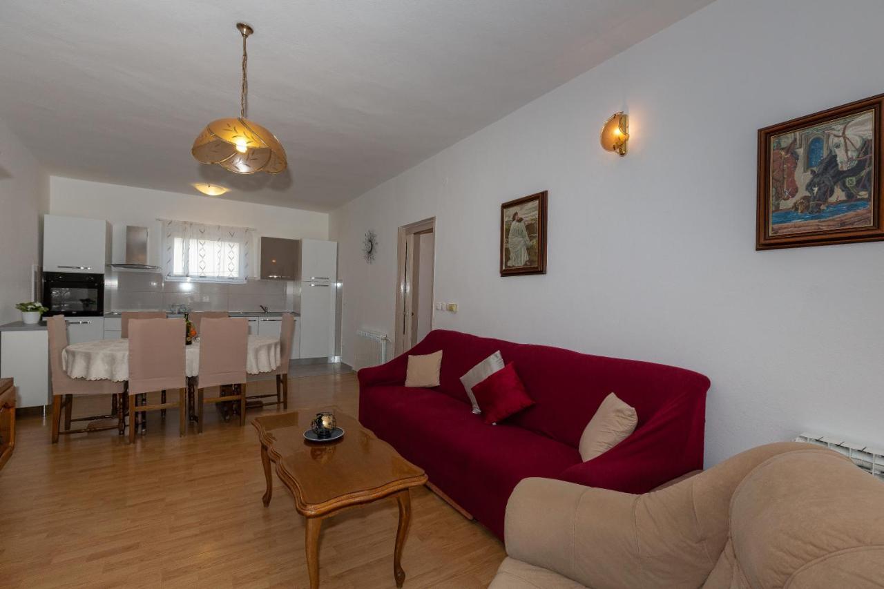 Apartments Tolic Biograd Na Moru Eksteriør billede
