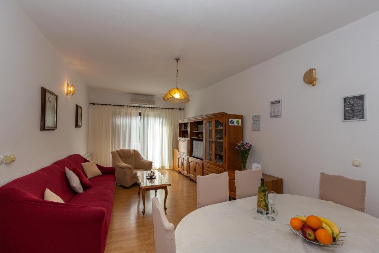 Apartments Tolic Biograd Na Moru Eksteriør billede