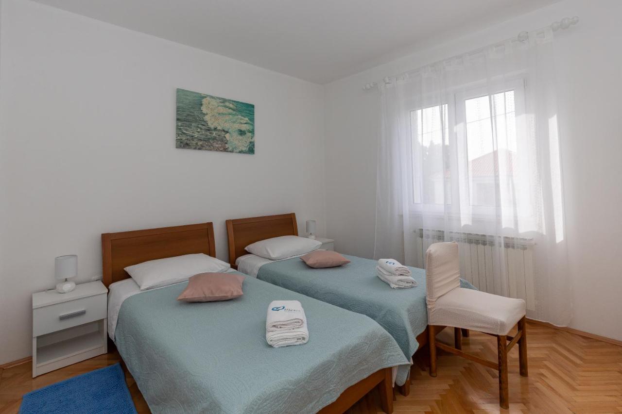Apartments Tolic Biograd Na Moru Eksteriør billede