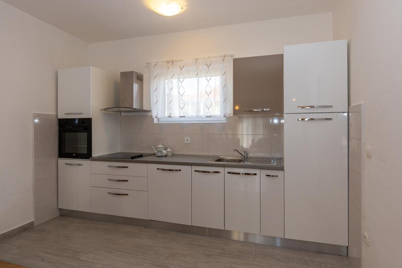 Apartments Tolic Biograd Na Moru Eksteriør billede