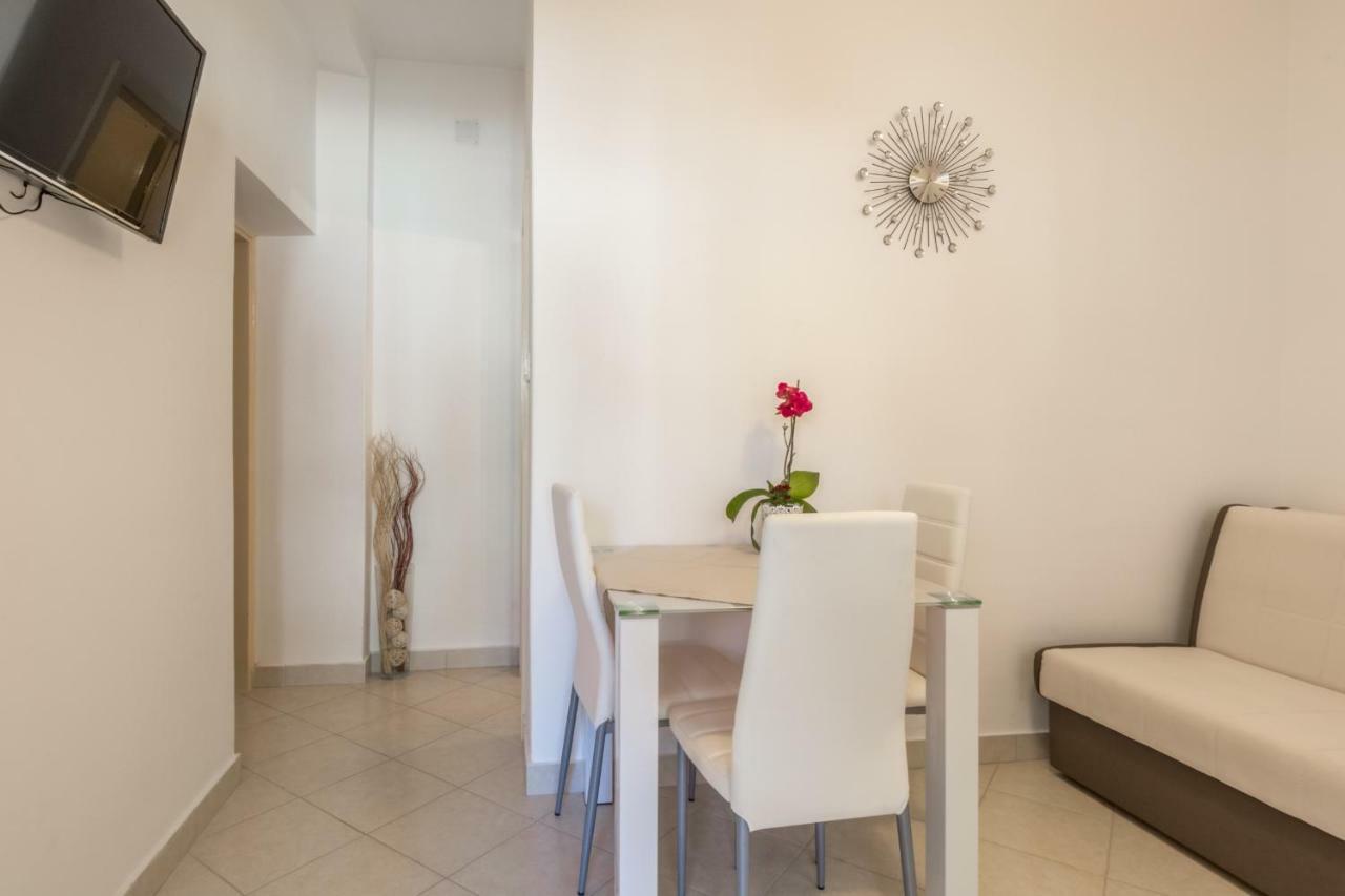 Apartments Tolic Biograd Na Moru Eksteriør billede